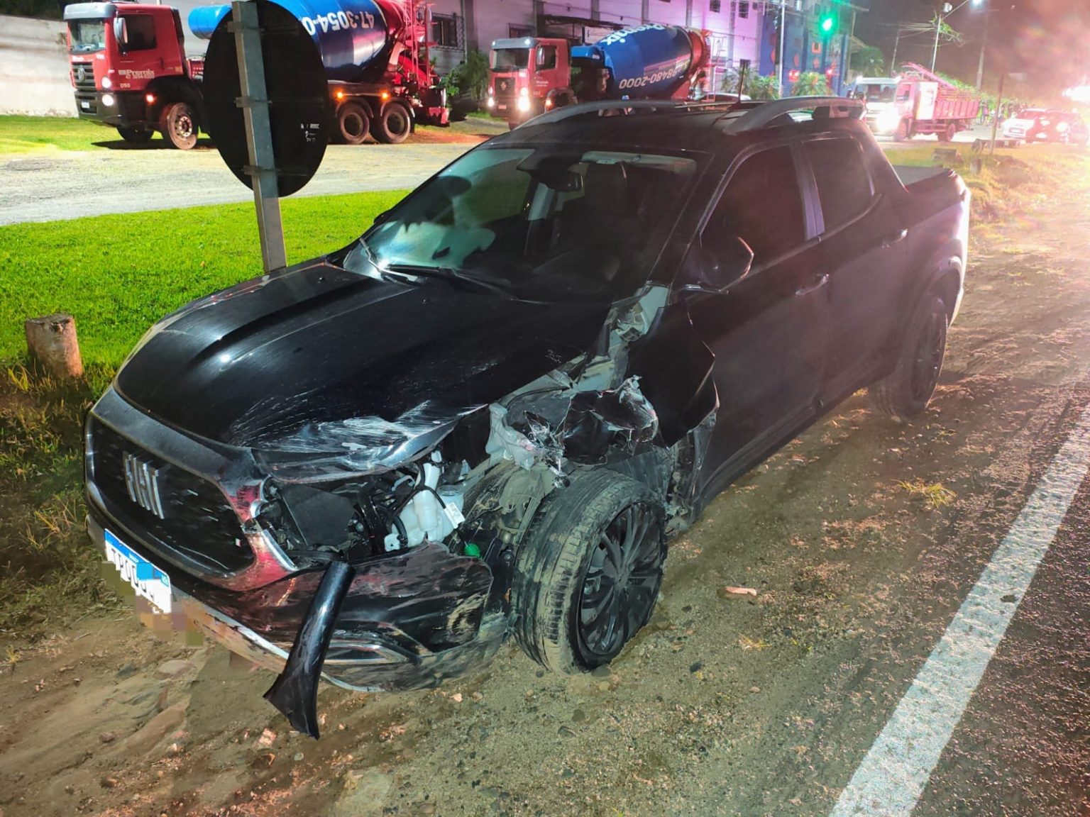 Colisão entre dois veículos deixa feridos na BR-280 em Jaraguá do Sul