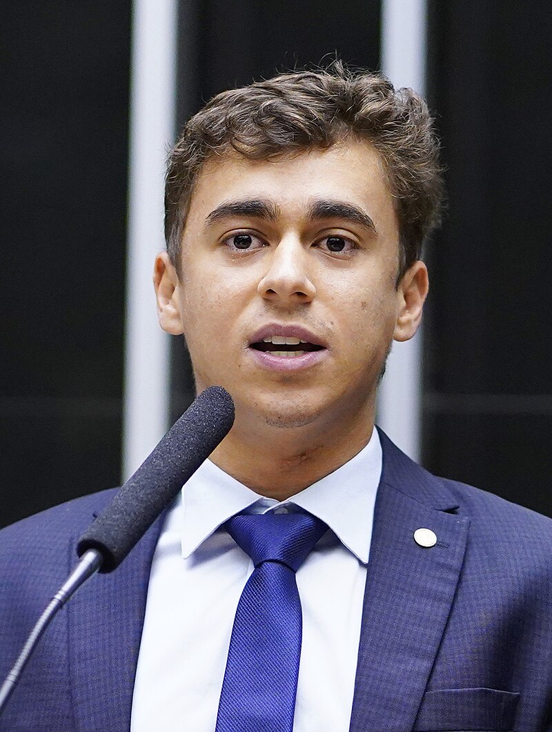 Nikolas Ferreira anuncia campanha online pelo impeachment de Moraes